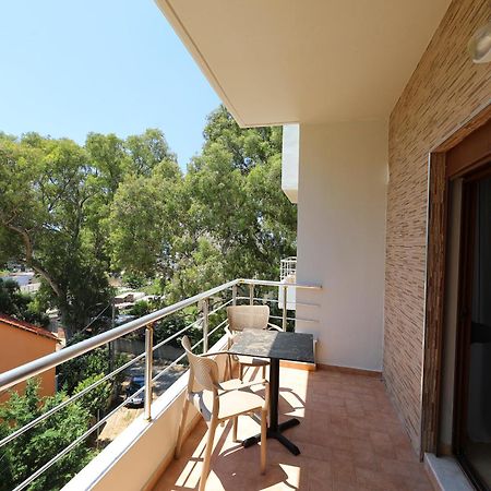 Hotel Erjuma Vlorë Esterno foto